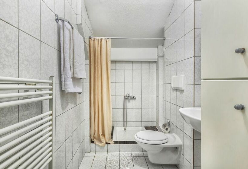 غرفة عائلية, Amfion