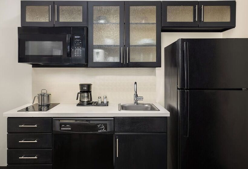 Люкс, Candlewood Suites Philadelphia   Airport Area, An Ihg