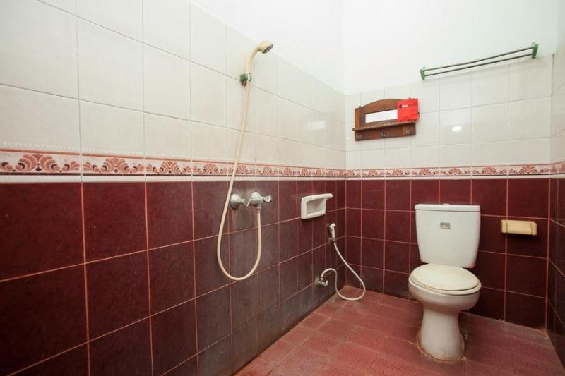 标准间, Reddoorz @ Genteng Surabaya 2