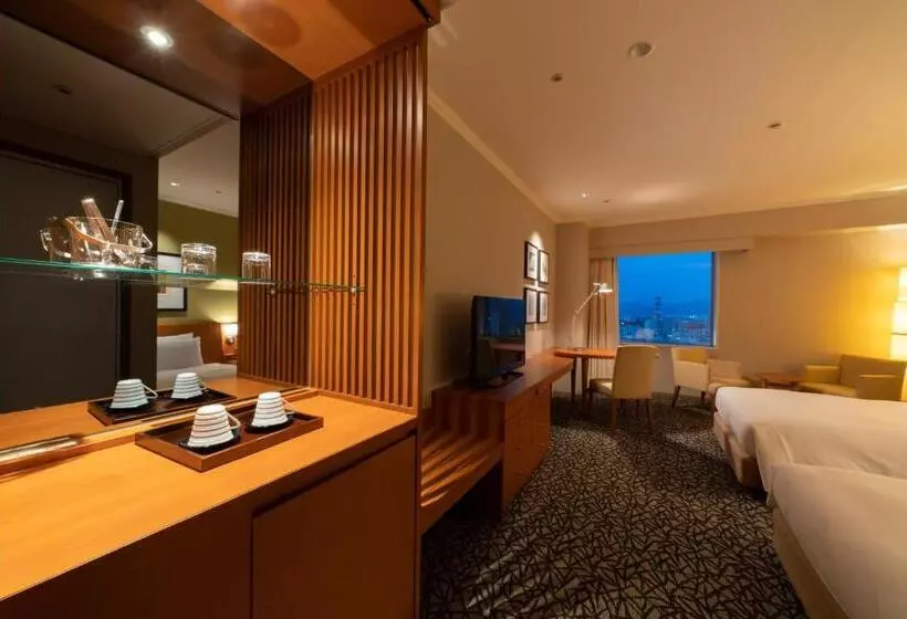 Habitació Superior, Associa Toyohashi