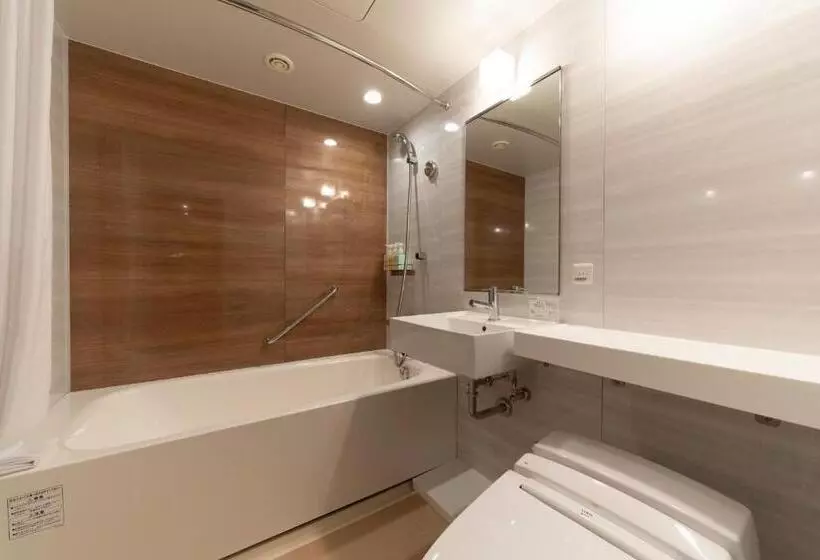 Habitació Superior, Associa Toyohashi