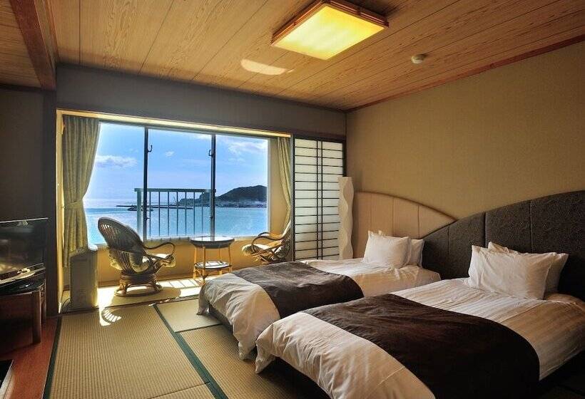 غرفة قياسية مطلّة علي البحر, Ibusuki Royal