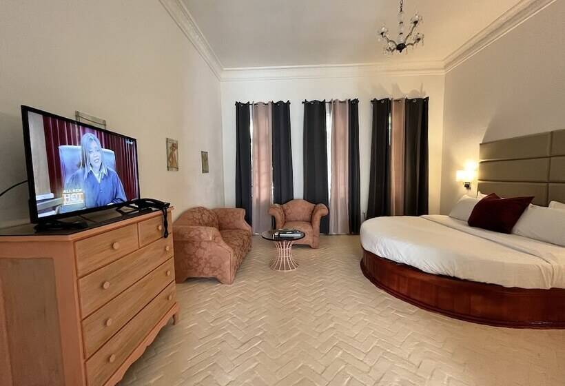 اتاق لوکس, Jamaica Palace