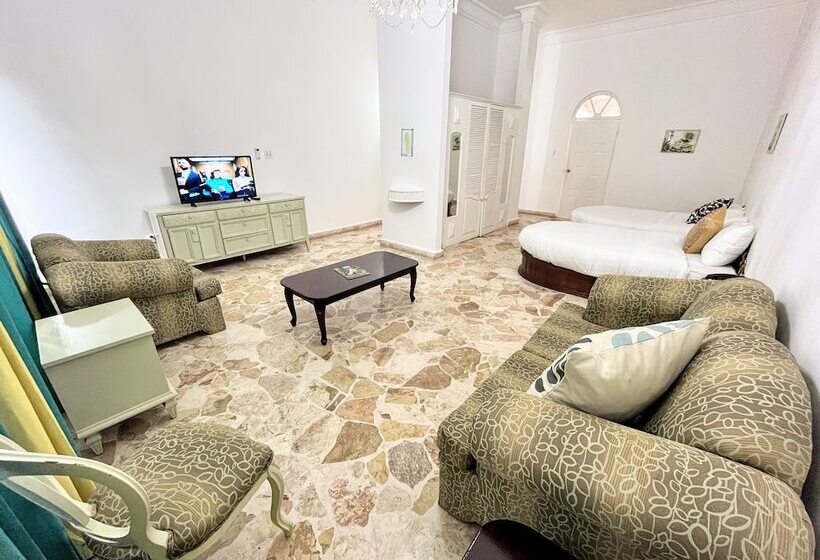 اتاق لوکس, Jamaica Palace