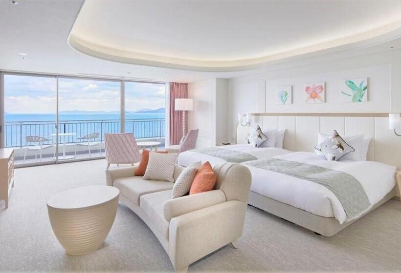 디럭스 4인 룸, Karatsu Seaside