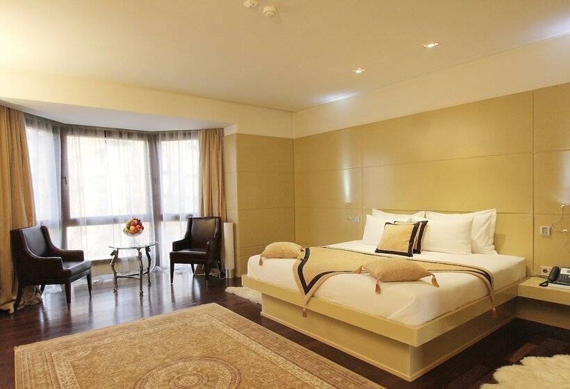 سوئیت پرزیدنت, The Dostyk