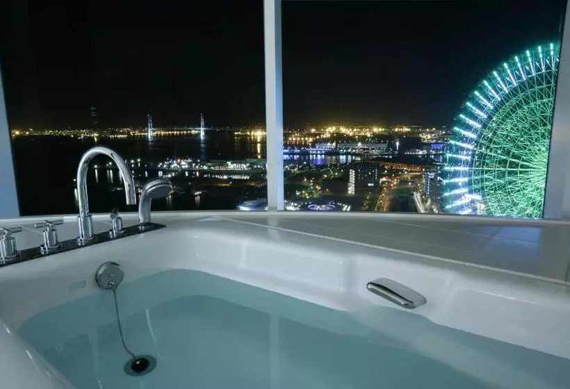 اتاق لوکس با چشم‌انداز, The Yokohama Bay Hotel Tokyu