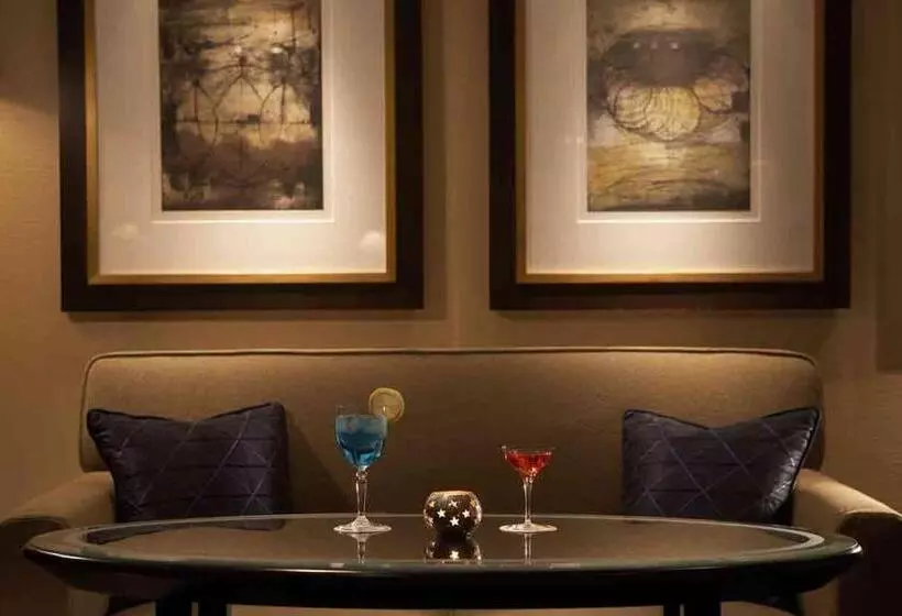 اتاق کلاب, The Yokohama Bay Hotel Tokyu