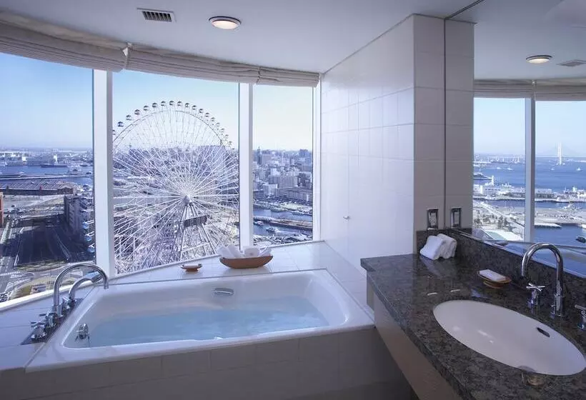 اتاق لوکس با چشم‌انداز, The Yokohama Bay Hotel Tokyu
