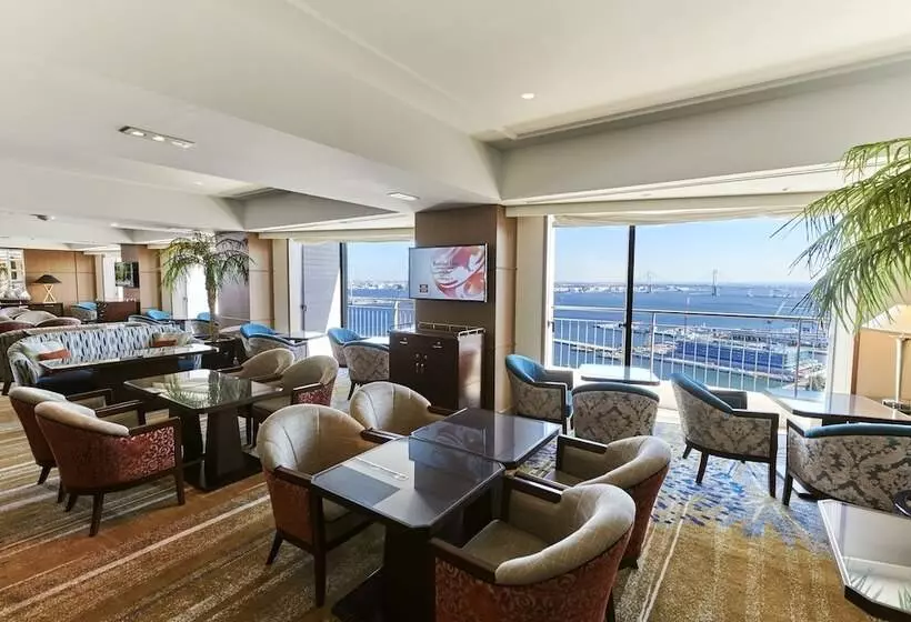 اتاق کلاب, The Yokohama Bay Hotel Tokyu