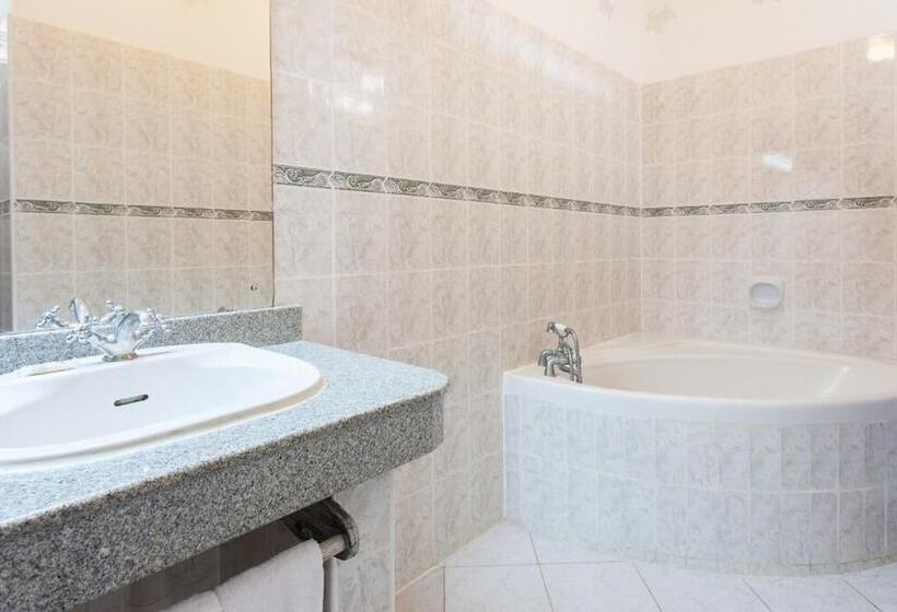 اتاق استاندارد, Turtle Bay Beach Club