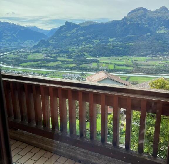 اتاق استاندارد با چشمانداز, Restaurant Kulm