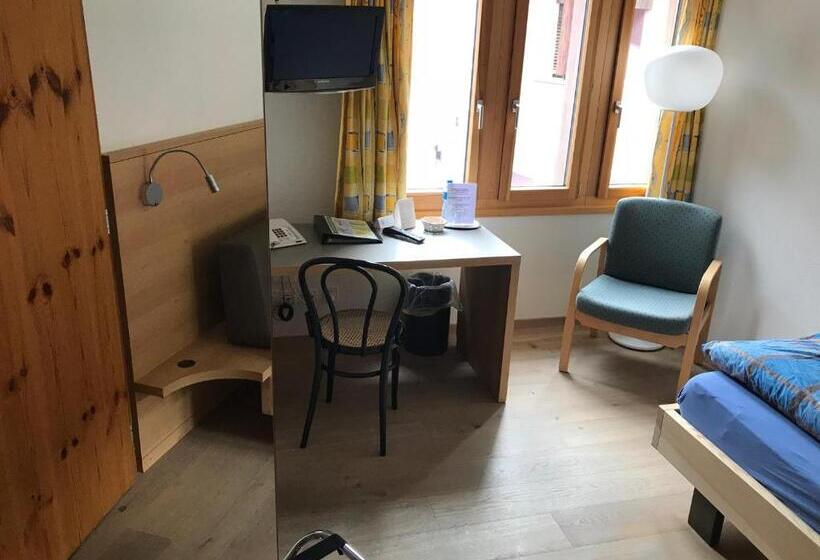 اتاق اکونومی یک تخته, Restaurant Kulm