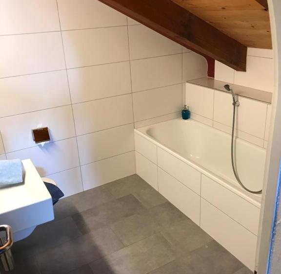 اتاق اکونومی, Restaurant Kulm