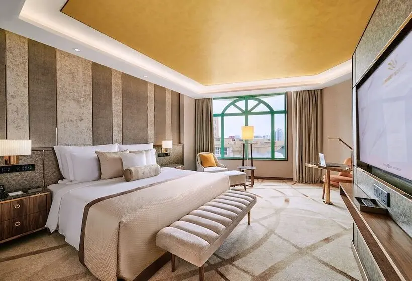 سوییت اجرایی, Sunway Resort