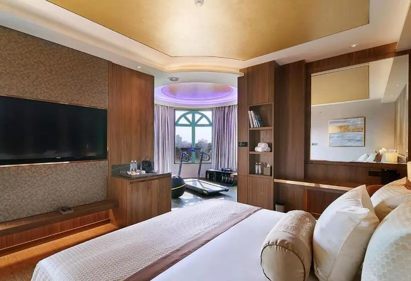 سوییت, Sunway Resort