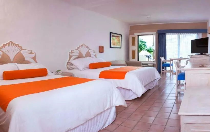 اتاق استاندارد با چشمانداز, Flamingo Vallarta Hotel & Marina