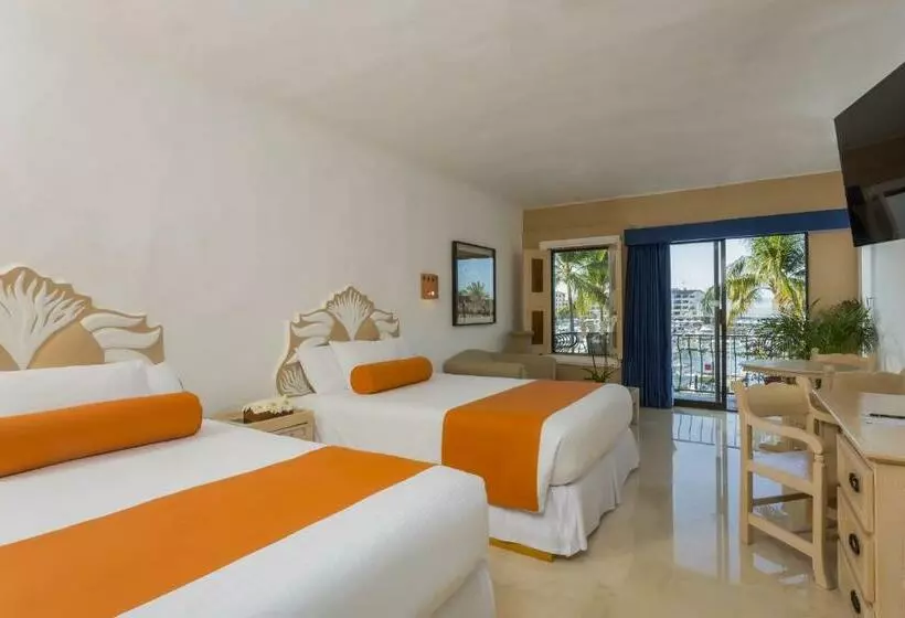 اتاق استاندارد با چشمانداز, Flamingo Vallarta Hotel & Marina