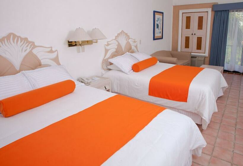 Номер Deluxe, Flamingo Vallarta Hotel & Marina