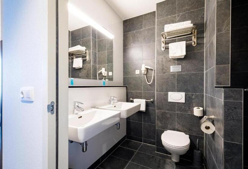 キングサイズベッドのデラックスルーム, Bastion Hotel Haarlem Velsen