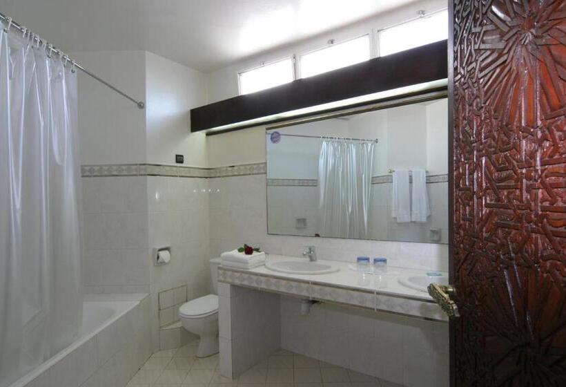 스탠다드 트리플 룸, Chellah