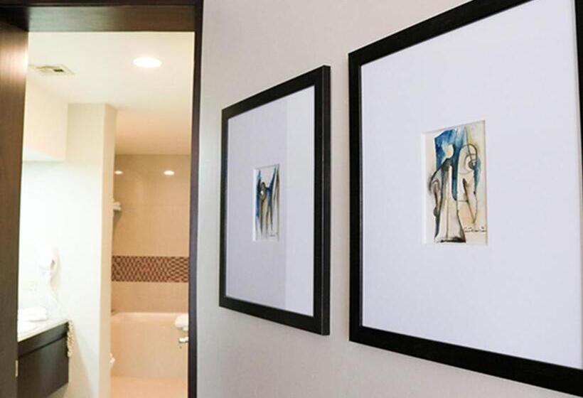 デラックススイート, Coral & Marina