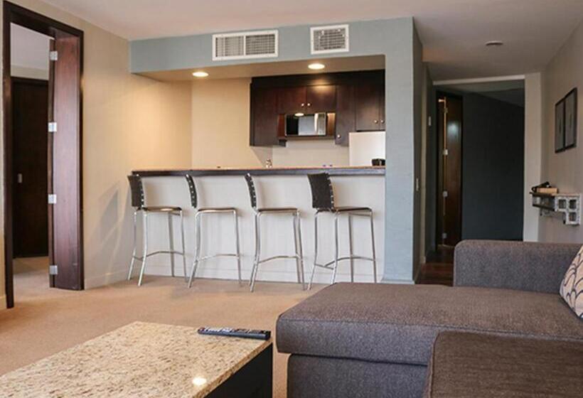 デラックススイート, Coral & Marina