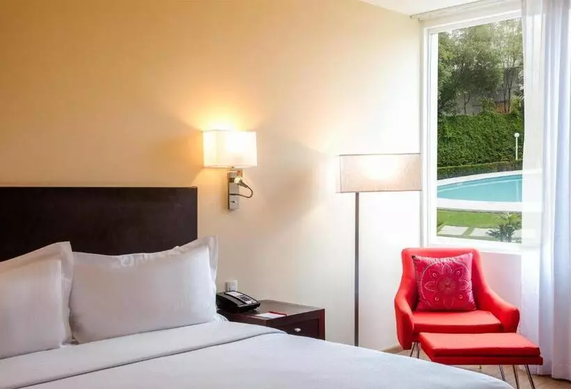 キングサイズベッドのスタンダードルーム, Fiesta Inn Express Perinorte