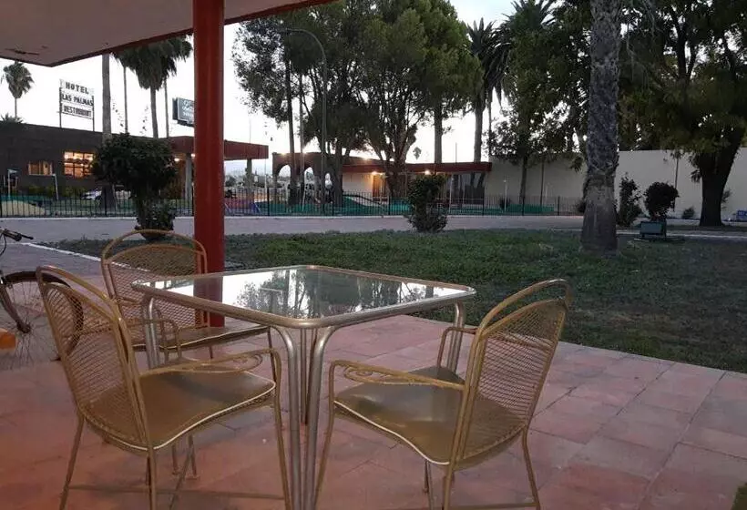 スタンダードルーム, Las Palmas Midway Inn