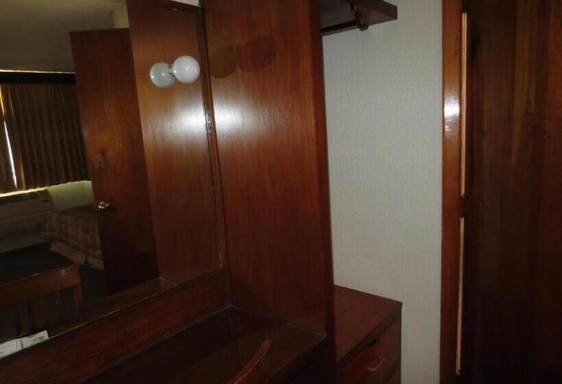 غرفة سوبيريور, Las Palmas Midway Inn