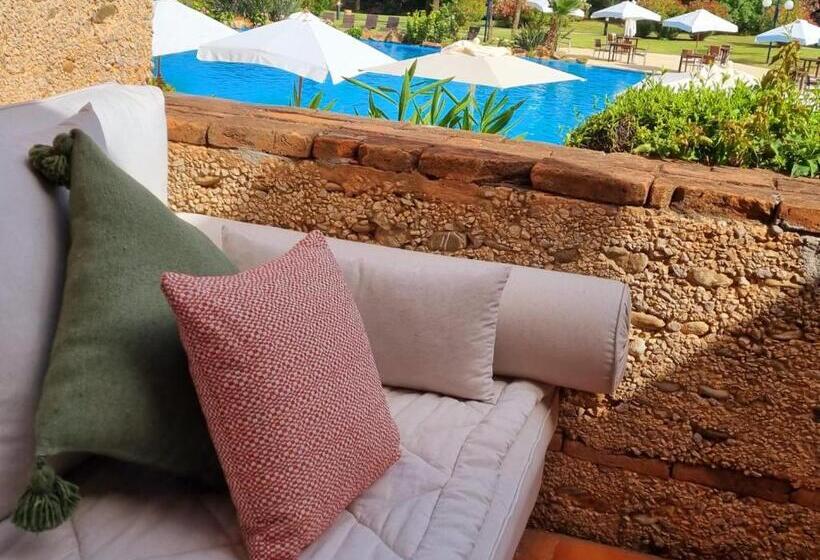 수피리어 룸 풀장 전망, Marina Smir Hotel & Spa