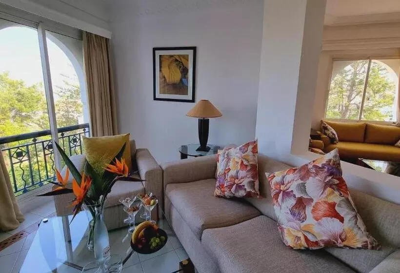 سوئیت اجرایی با چشم‌انداز باغ, Marina Smir Hotel & Spa