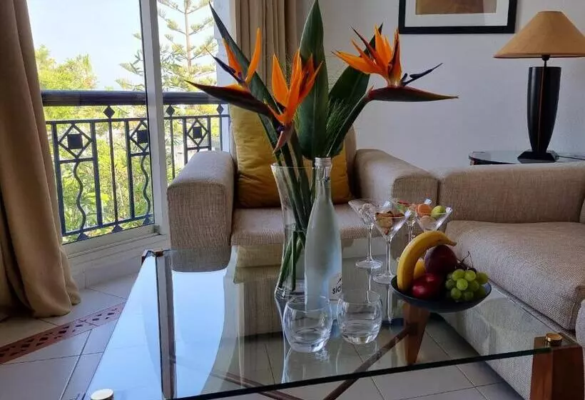 سوئیت اجرایی با چشم‌انداز باغ, Marina Smir Hotel & Spa