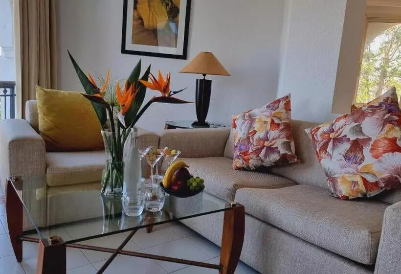 سوئیت اجرایی با چشم‌انداز باغ, Marina Smir Hotel & Spa