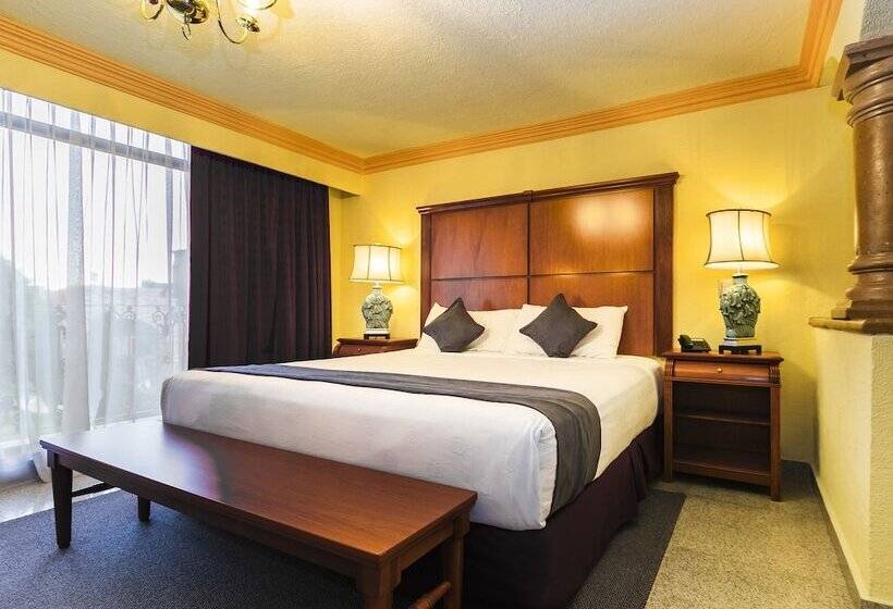 סוויטת ג'וניור, Quinta Del Rey