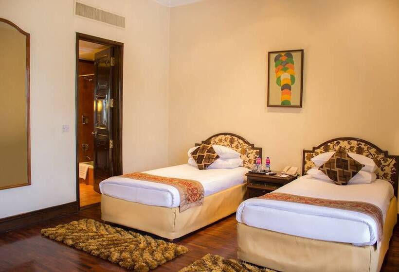 اتاق اجرایی, The Soaltee Kathmandu