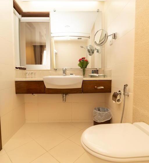 اتاق اجرایی با تخت بزرگ, The Soaltee Kathmandu