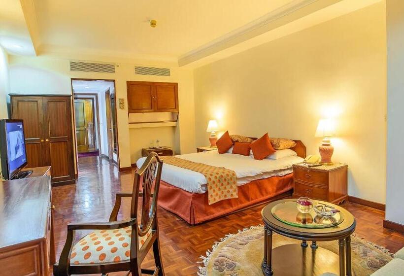 سوییت اجرایی, The Soaltee Kathmandu