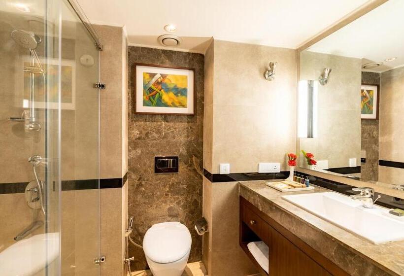 اتاق اجرایی با تخت بزرگ, The Soaltee Kathmandu