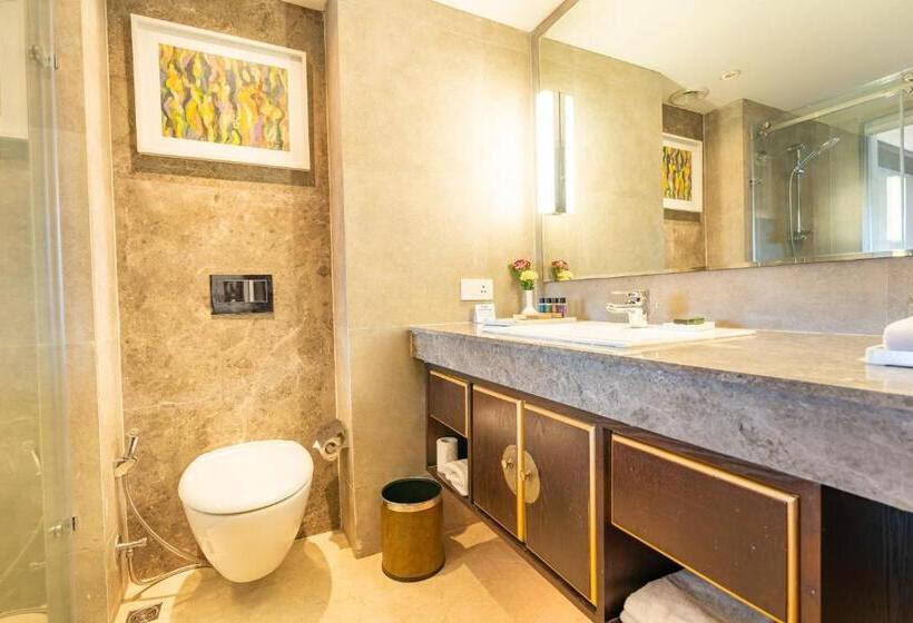 Club Room King Bed, The Soaltee Kathmandu