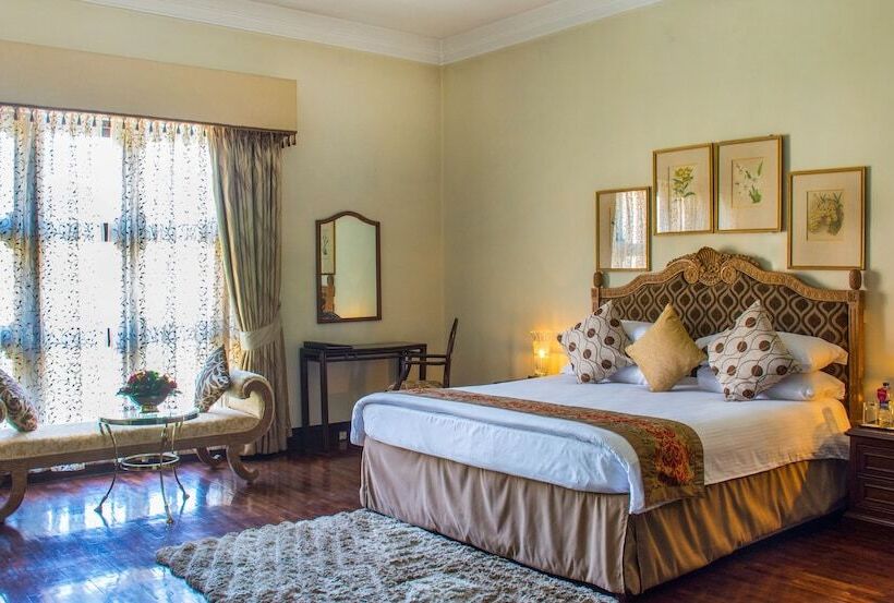 اتاق اجرایی, The Soaltee Kathmandu