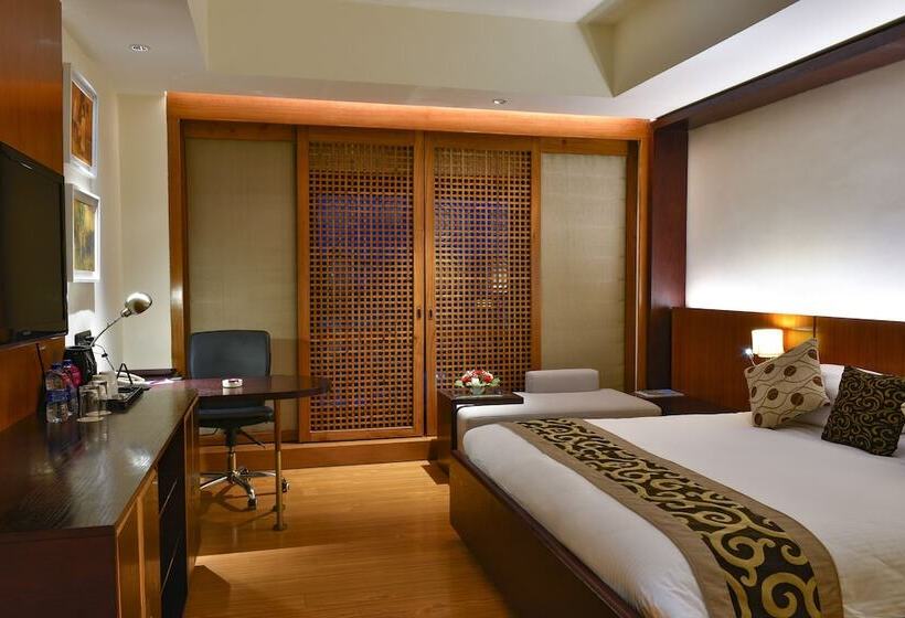 اتاق کلاب, The Soaltee Kathmandu