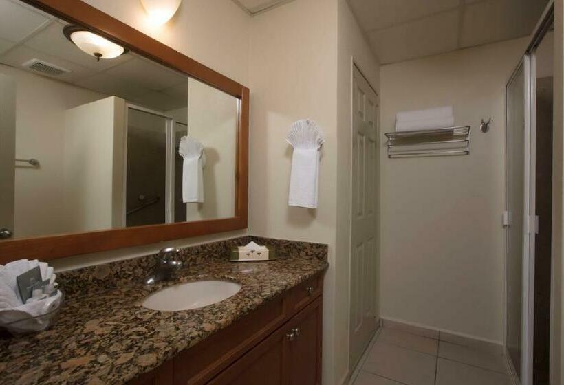 סוויטה, Paradise Village