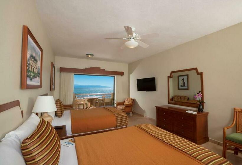 סטודיו סופריור, Paradise Village