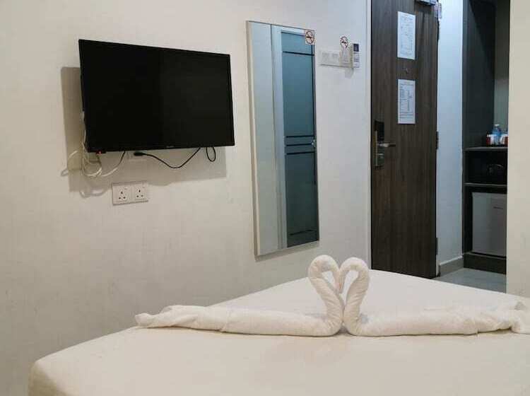 غرفة ديلوكس, Alpha