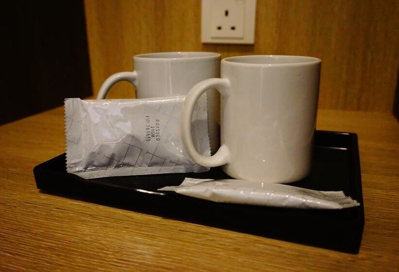 غرفة سوبيريور, Alpha