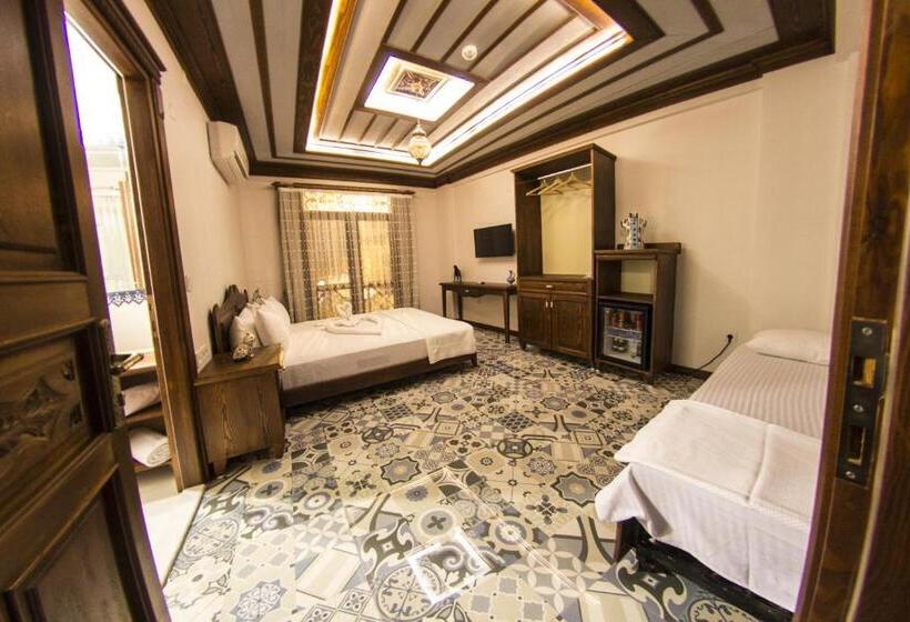 Семейный Номер, Mary S House