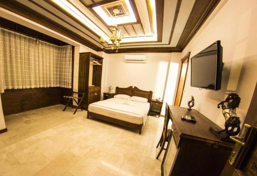 Семейный Номер, Mary S House