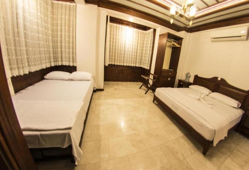 Семейный Номер, Mary S House