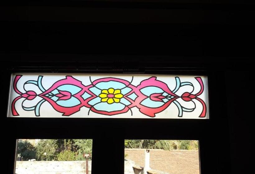 Номер Superior, Mary S House